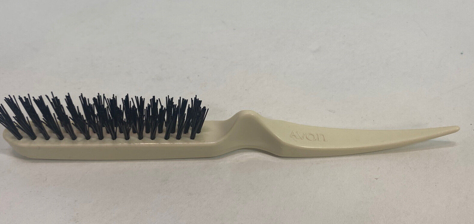 Avon Vintage 8.5” SLENDERLINE Hair Brush For Styling and Teasing-Black Nylon