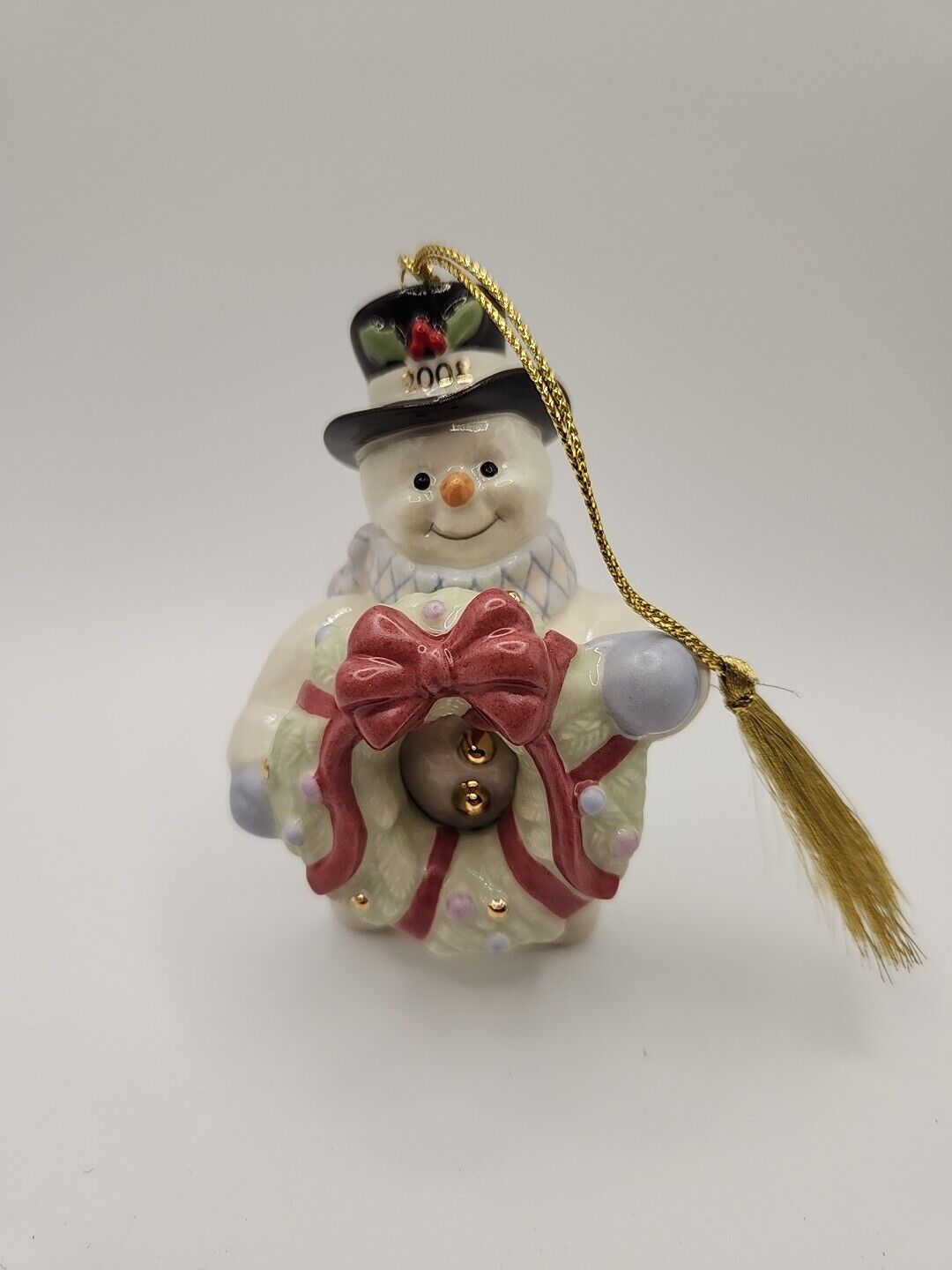 LENOX 2008 annual SNOWMAN Ornament - Decorating For Christmas In Original Box