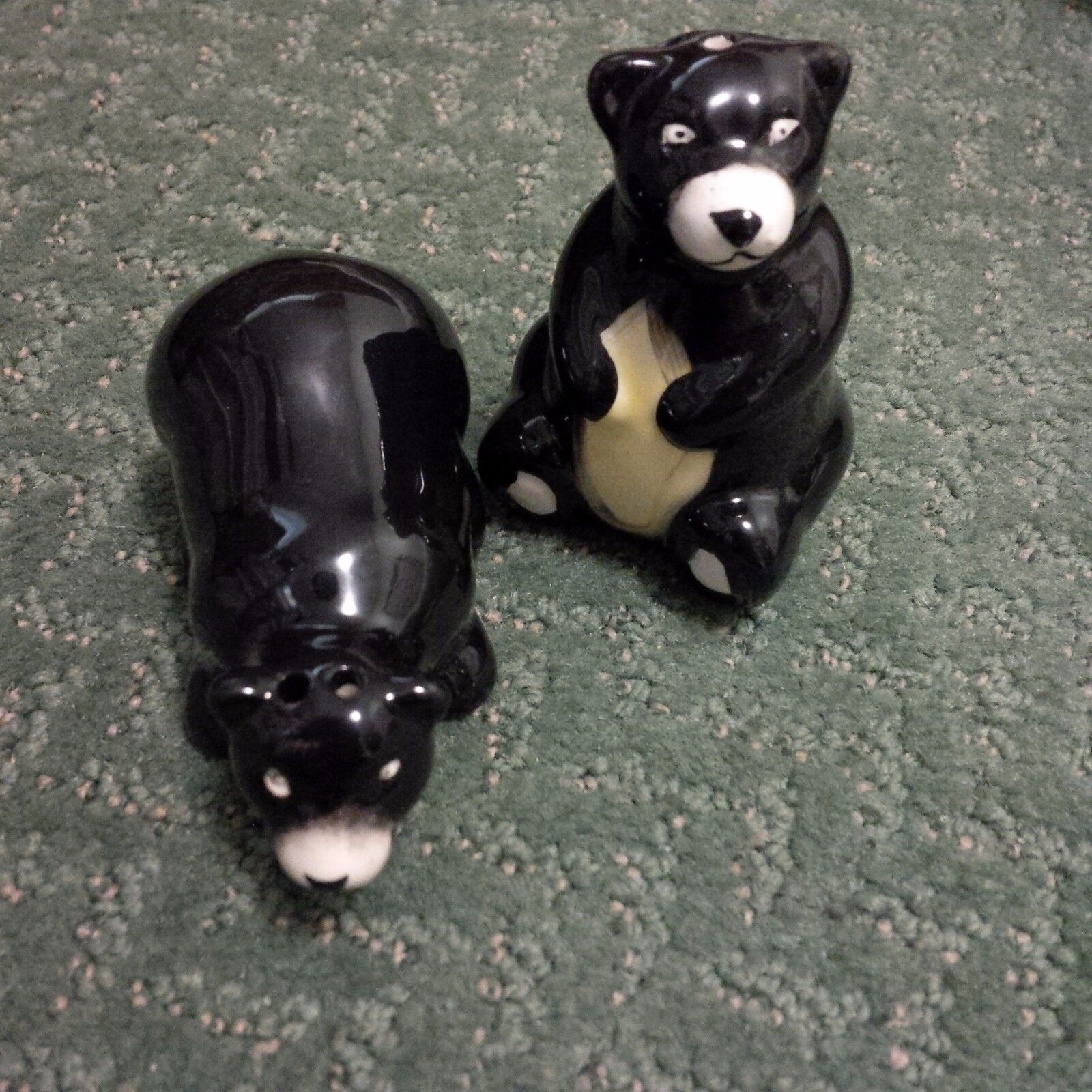 ceramic black bear crawling and sitting salt and pepper shaker