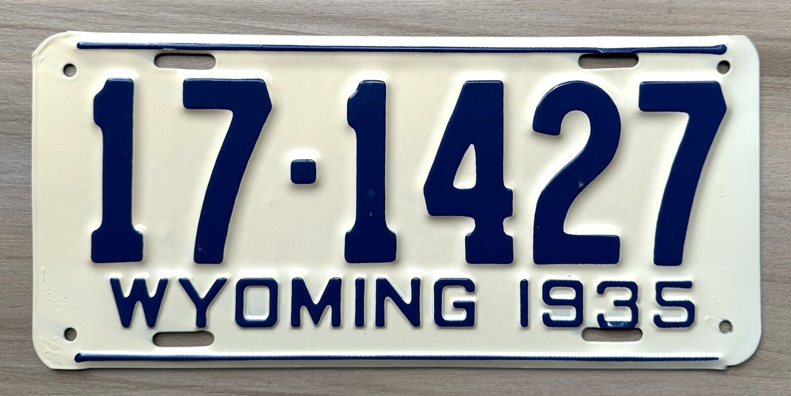 1935 Wyoming License Plate - NOS - Near Mint Original Paint Condition