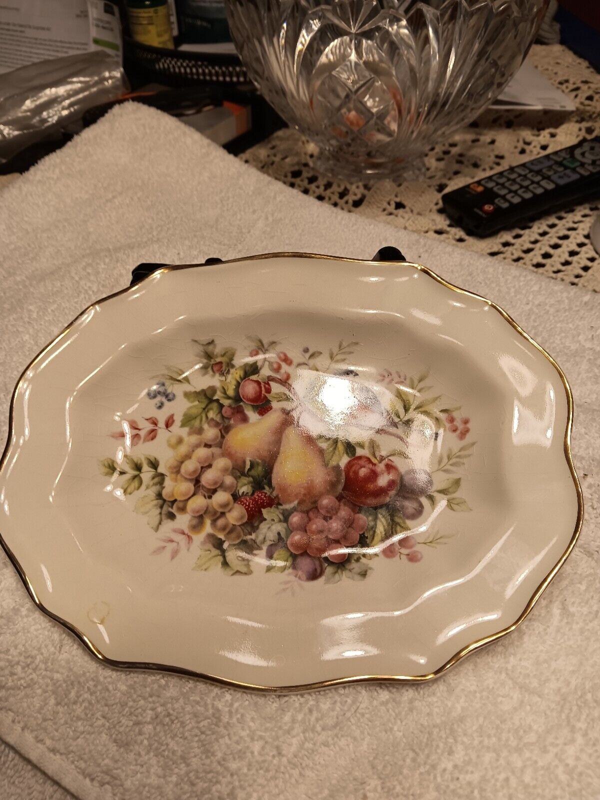 Vintage Dish Enoch Wedgewood for Avon 1976 Hand Decorated 22k Gold Trim