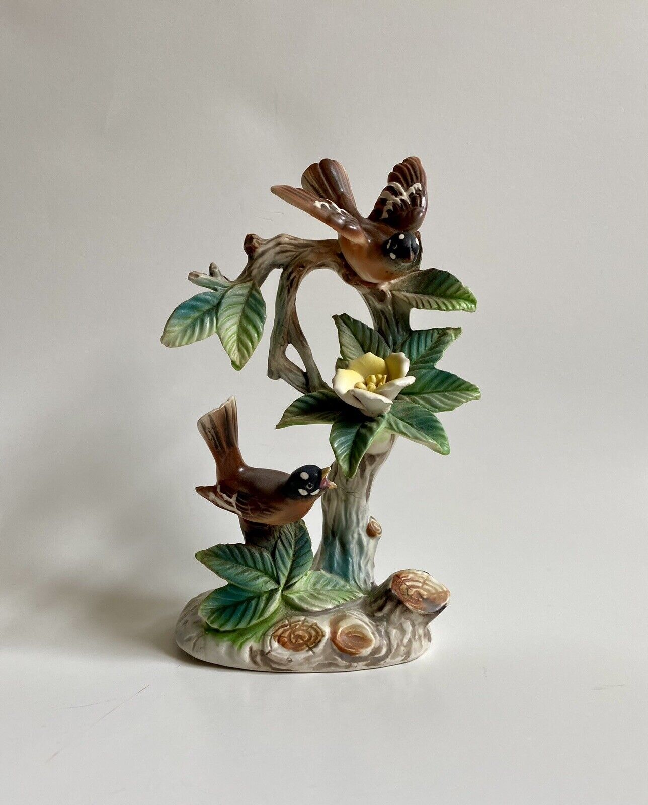 Vintage Robin Porcelain Birds Floral Figurine # 8465 made in Japan 