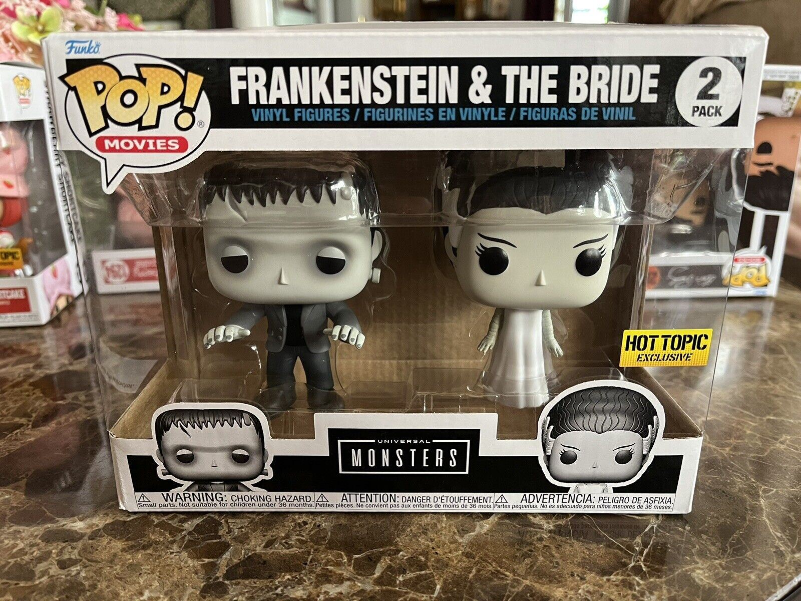 Funko Pop Universal Monsters: Frankenstein and The Bride 2 Pack Hot Topic🔥🔥