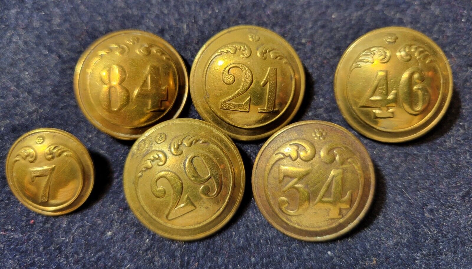 6 FRENCH MILITARY BUTTONS CIRCA 1840-1870 5 W/ \