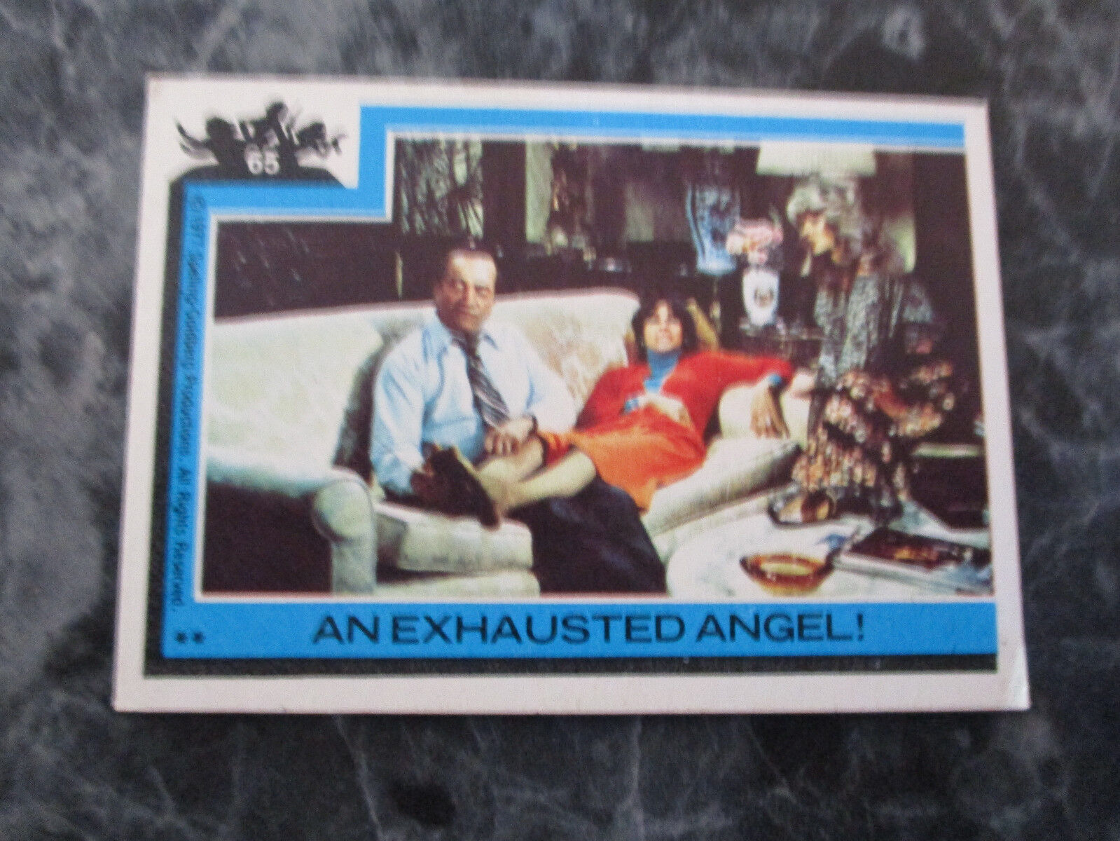 charlie\'s angels 1977 farrah fawcett as jill with kate & bosley card #65 VG