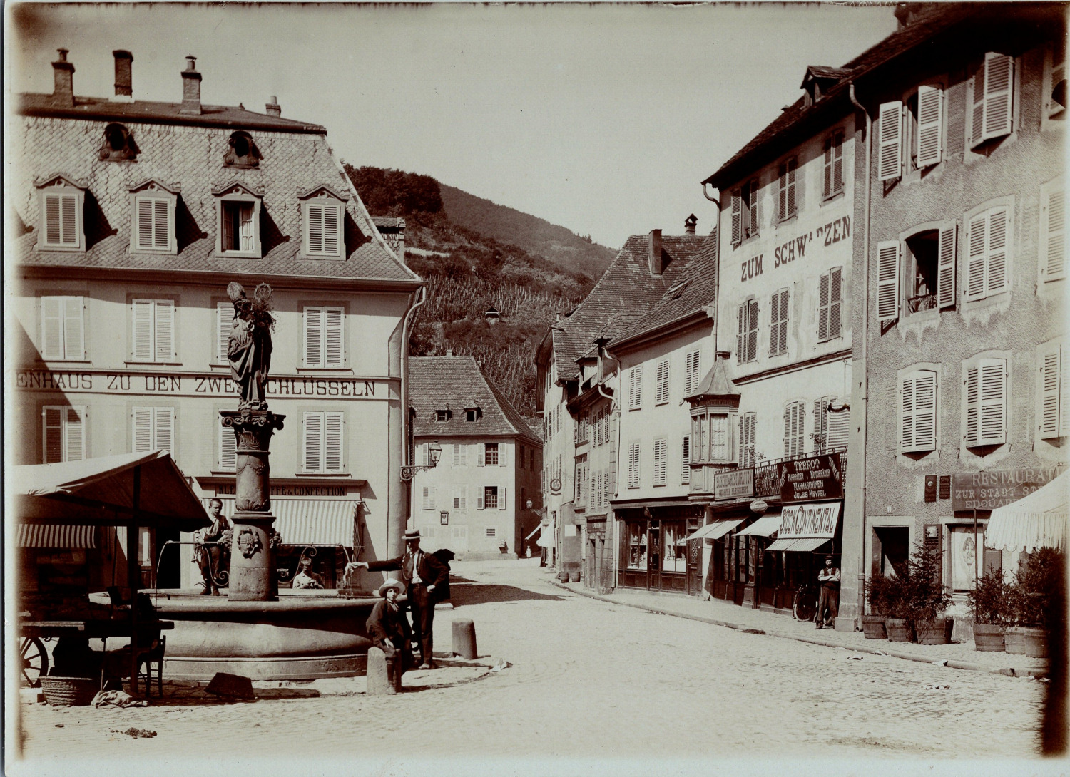 France, Thann, Place et la Fontaine Saint-Thiébaut, vintage print, ca.1890 Tirag