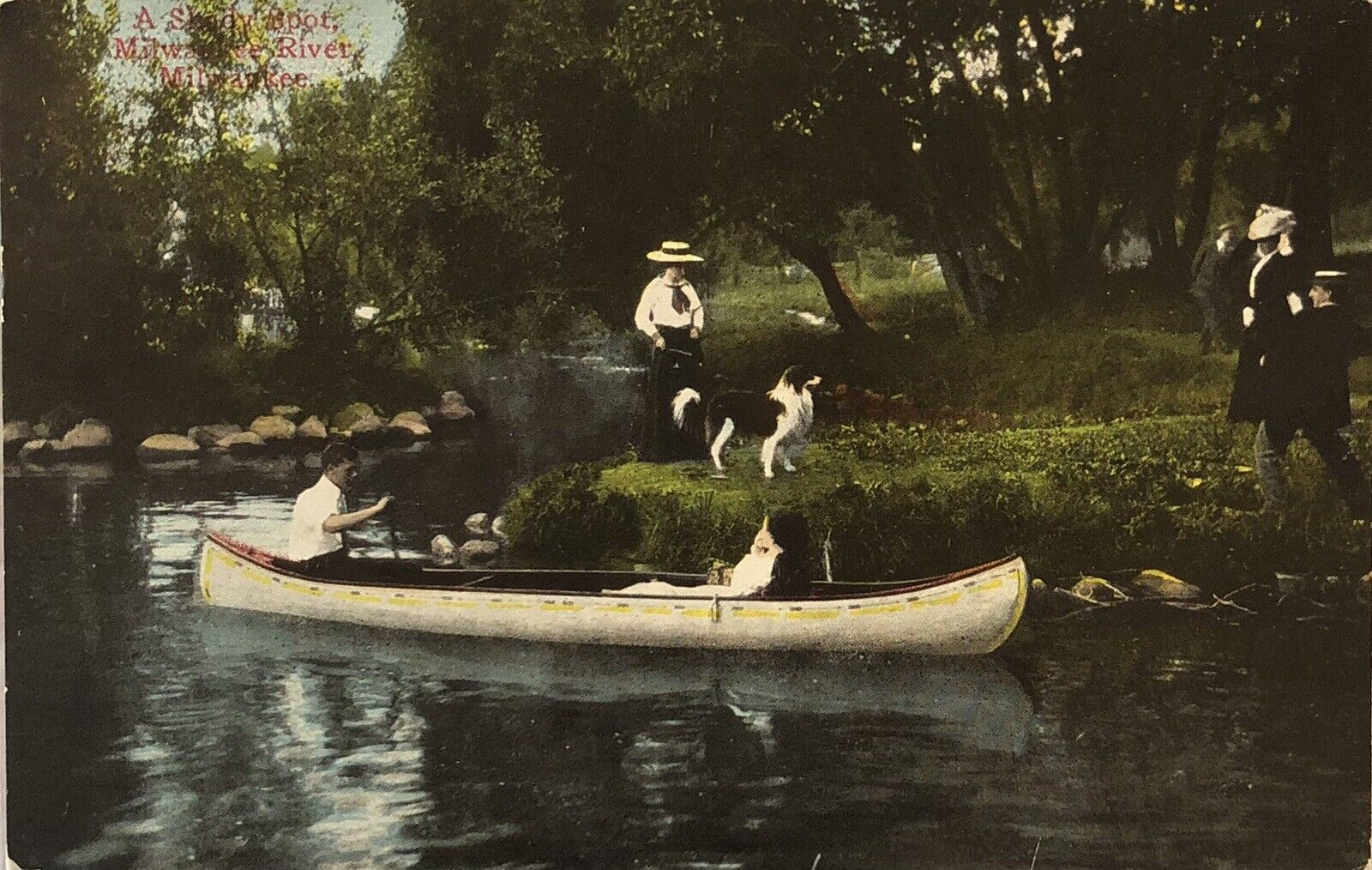 Postcard Vintage  A Shady Spot On Milwaukee River Milwaukee. 1912