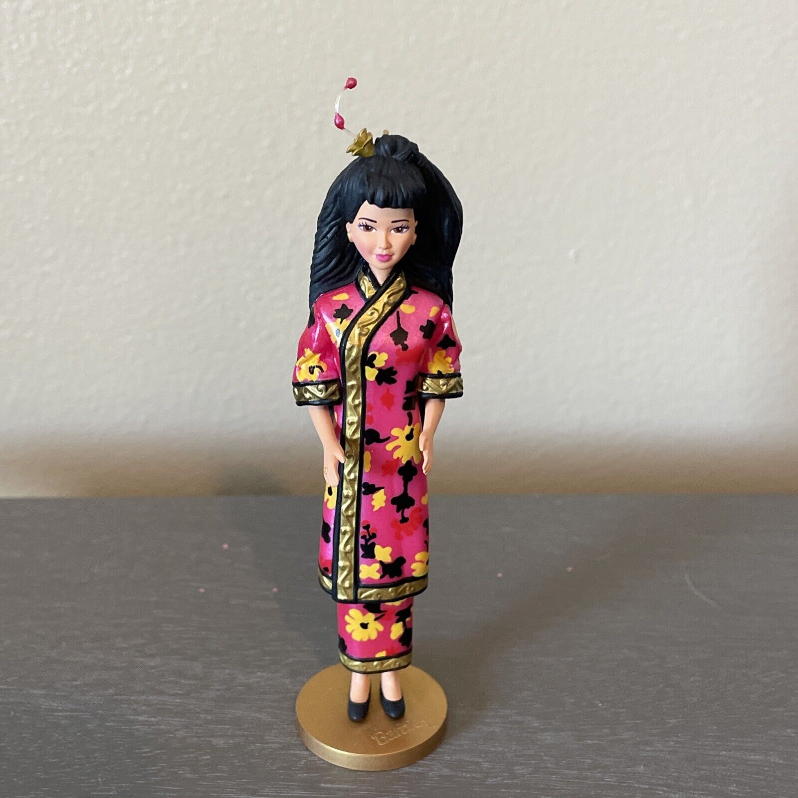 Hallmark Keepsake Chinese Barbie Ornament Collector\'s Series - New