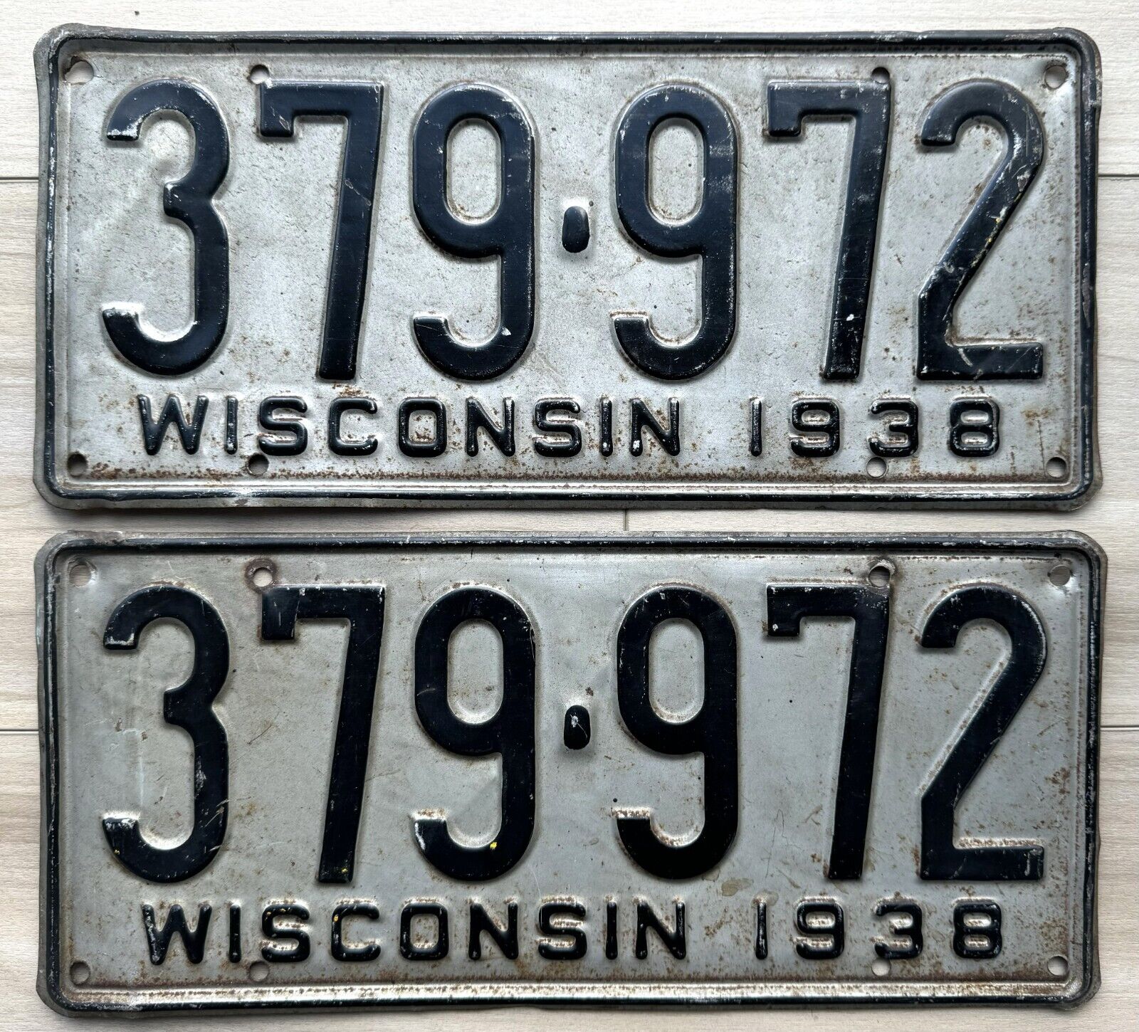 1938 Wisconsin License Plate Pair - Nice Original Paint