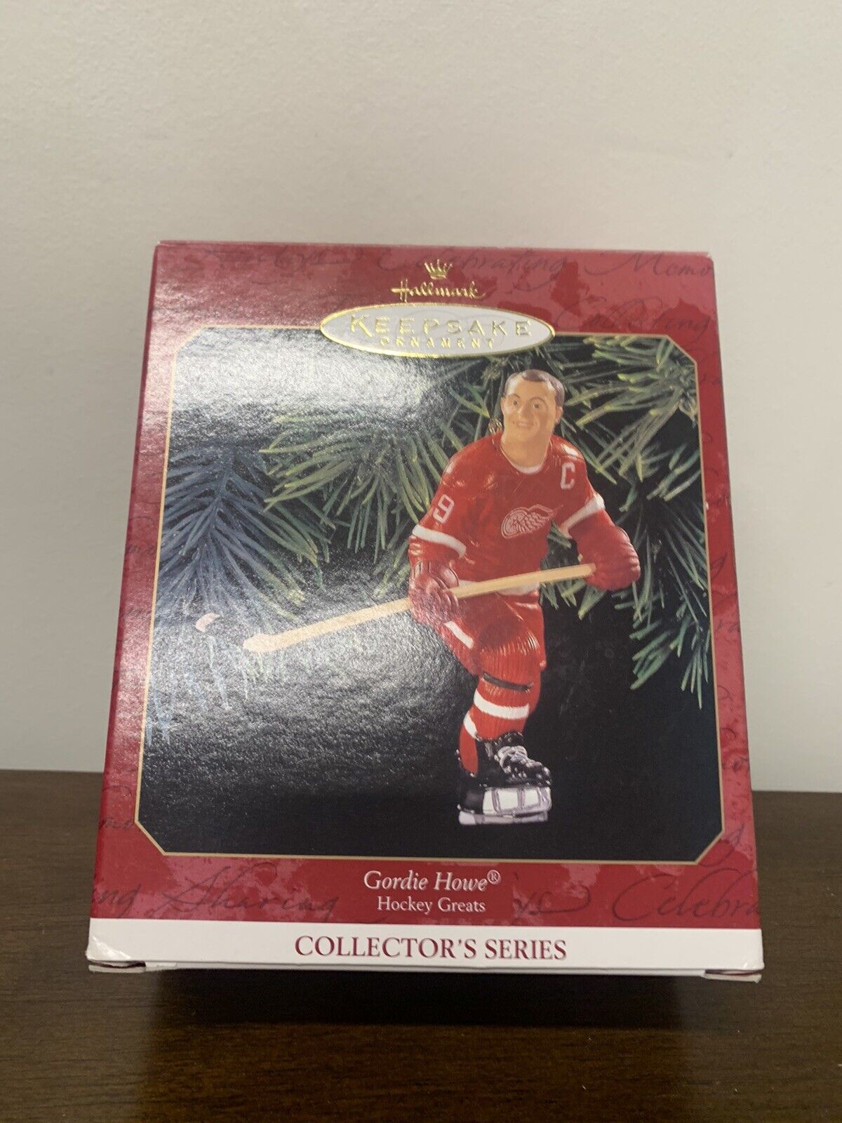 Hallmark Keepsake 1999 Ornament Gordie Howe Hockey Greats Series #3