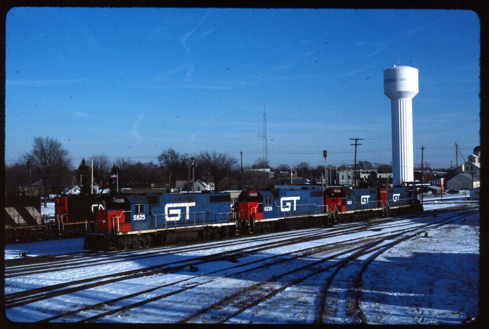 Original Rail Slide - GTW Grand Trunk Western 5825+ Durand MI 12-29-1995