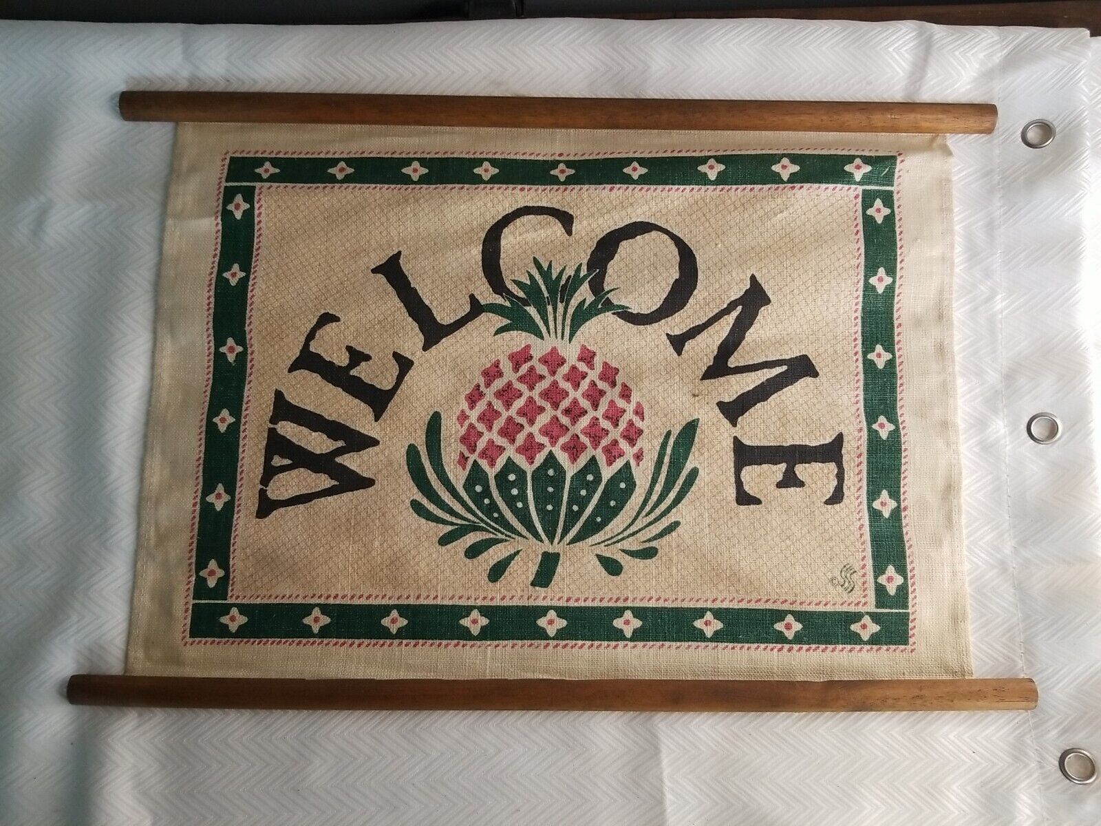 Vintage Welcome Wall Hanging Pineapple linen fabric Wood Scroll green 12 x 18