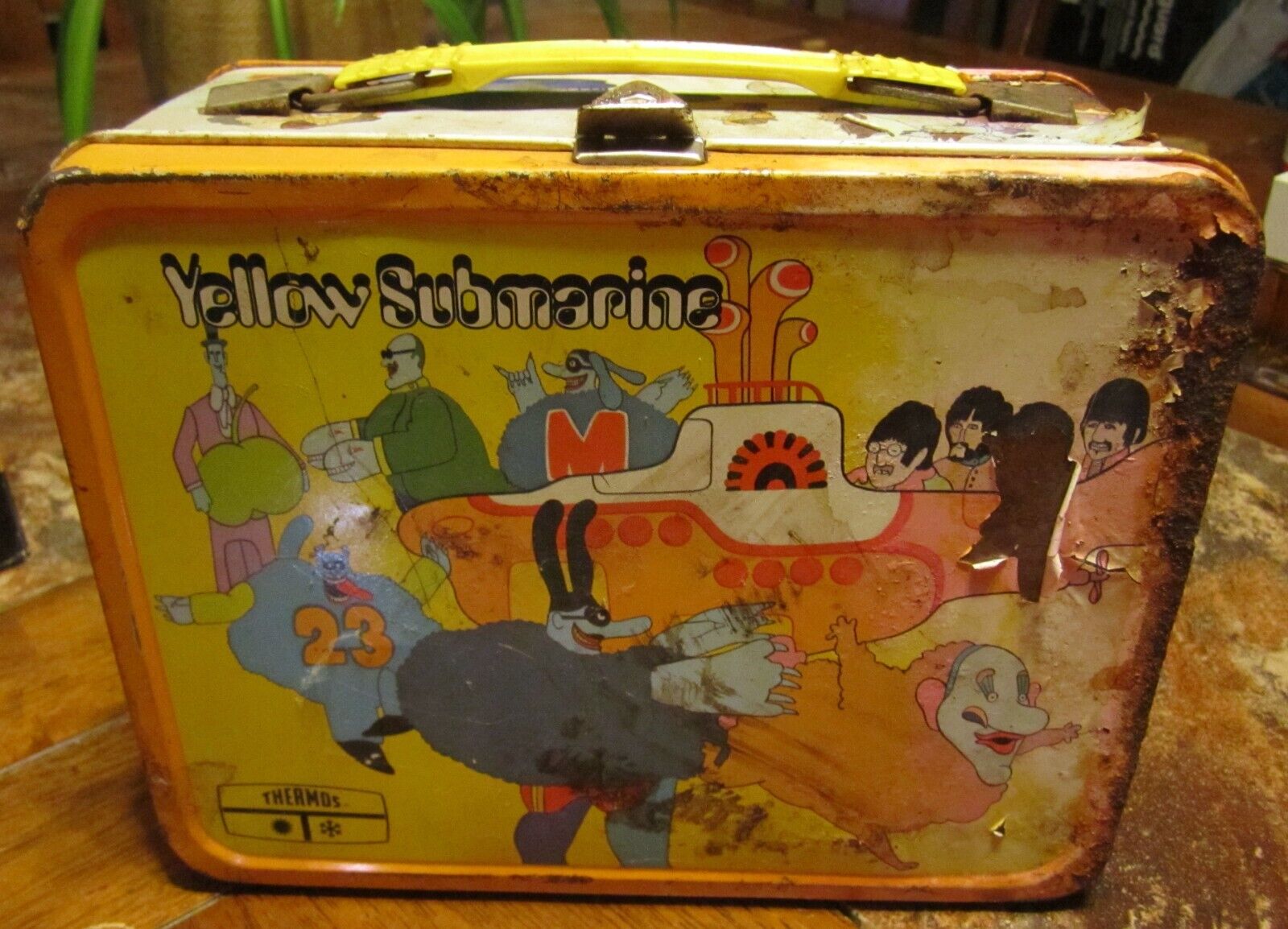 1968 Beatles Yellow Submarine Lunch Box Thermos  Vintage Lunchbox