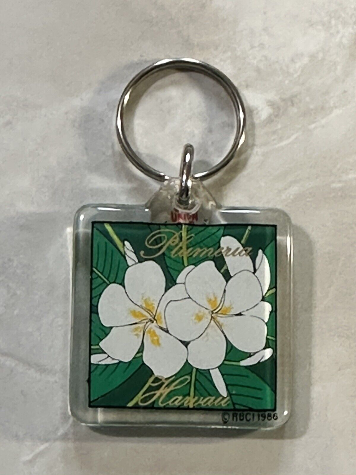 Vintage HAWAII Islands plumeria Flower HI 1986 Keychain Key Chain Fob Key Ring