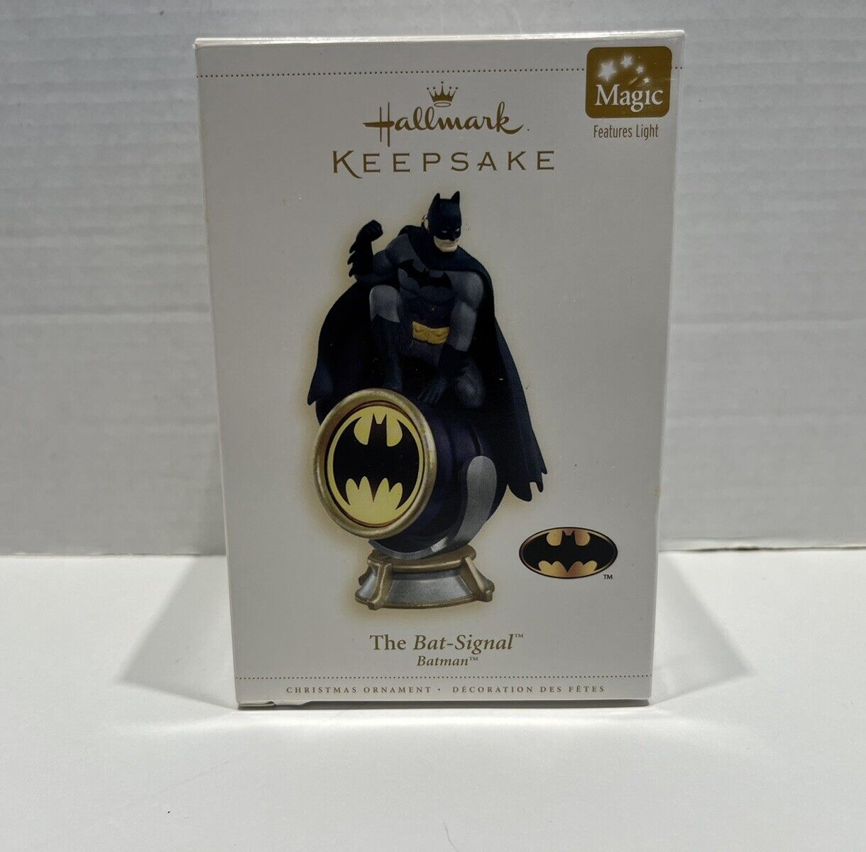 Batman The Bat Signal Hallmark Keepsake Ornament 2006 DC COMICS Works