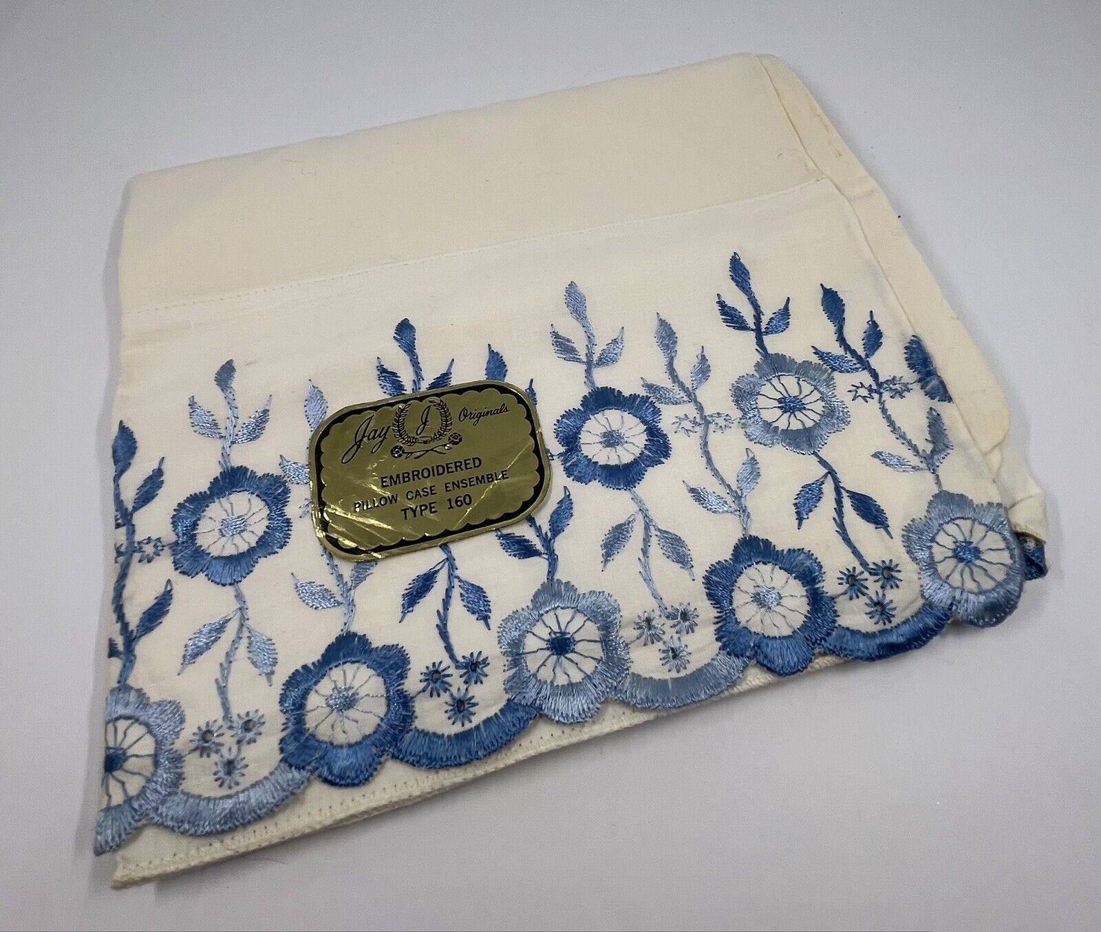 Vintage 1960s Jay Franco Pillow Case Std Size White Blue Embroidered Floral