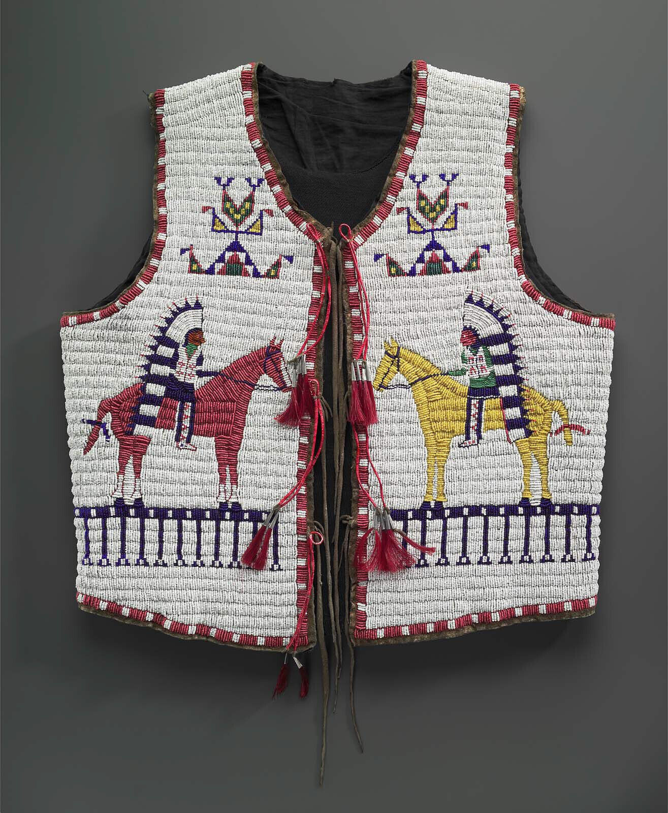 Old American Style Handmade Sioux Design Beaded Front Powwow Regalia Vest BV911