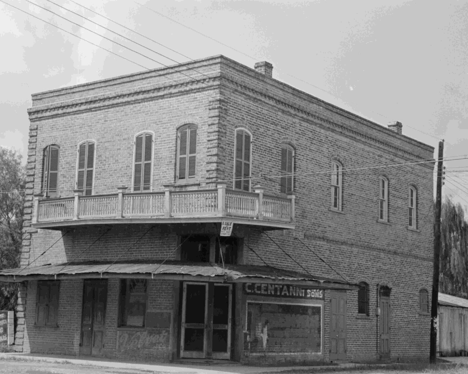Kenner, Louisiana Vacant building C.Centanni Vintage Old Photo 8.5 x 11 Reprints