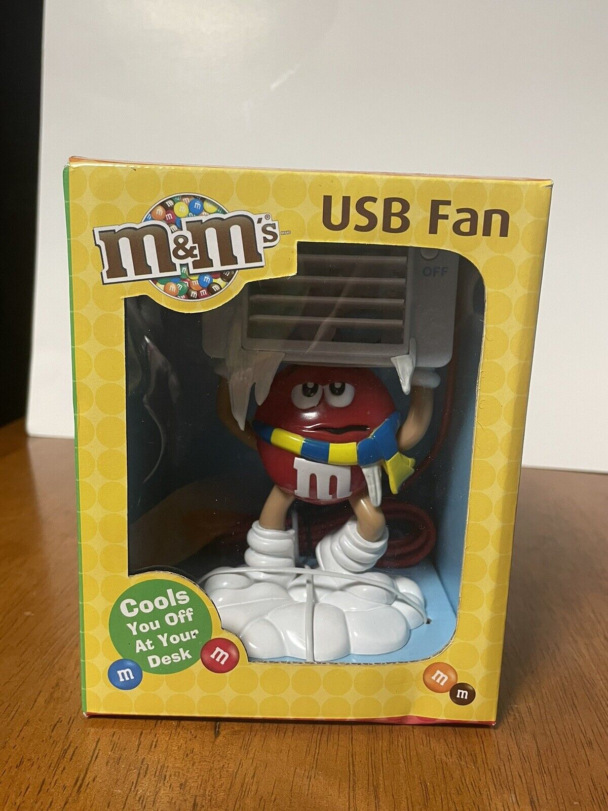 VERY RARE 2009 RED M&M\'s USB TABLE PORTABLE COMPUTER FAN PLUG & PLAY TESTED