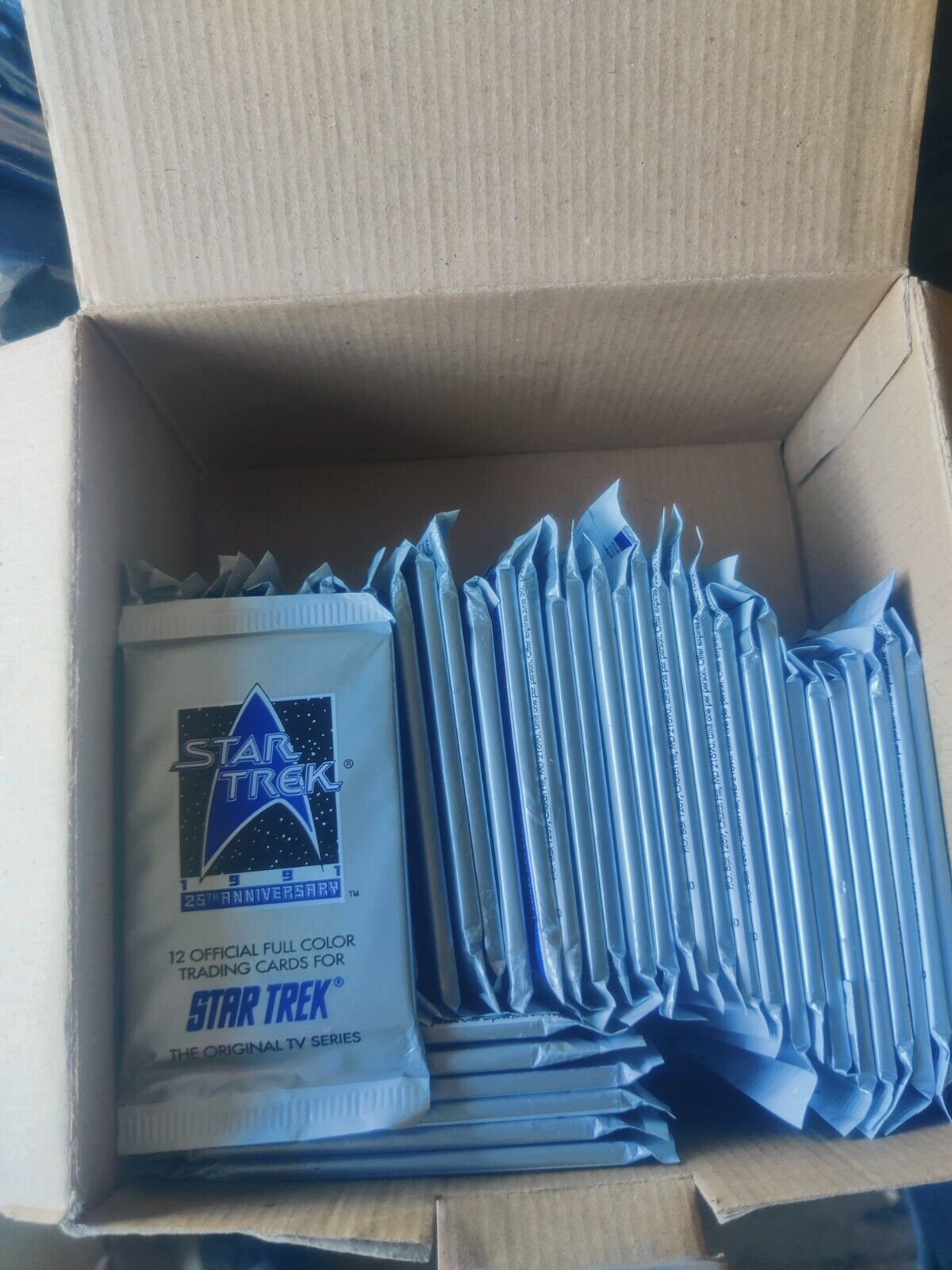 1991 Star Trek The Original Series 25th Anniversary 42 Card Wax Packs Unopened