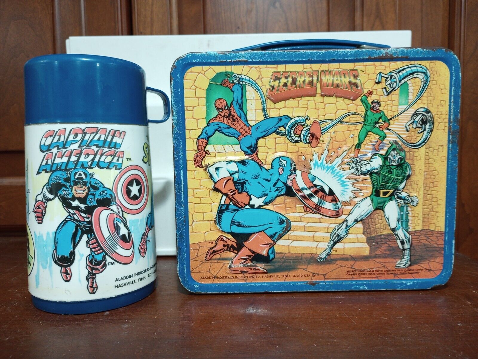 Vintage Metal Marvel Secret Wars Lunchbox & Thermos - Aladdin - Worn, Read