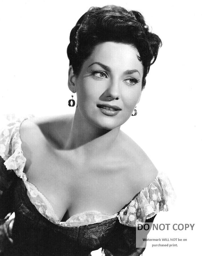 ACTRESS VALERIE FRENCH - 8X10 PUBLICITY PHOTO (MW622)