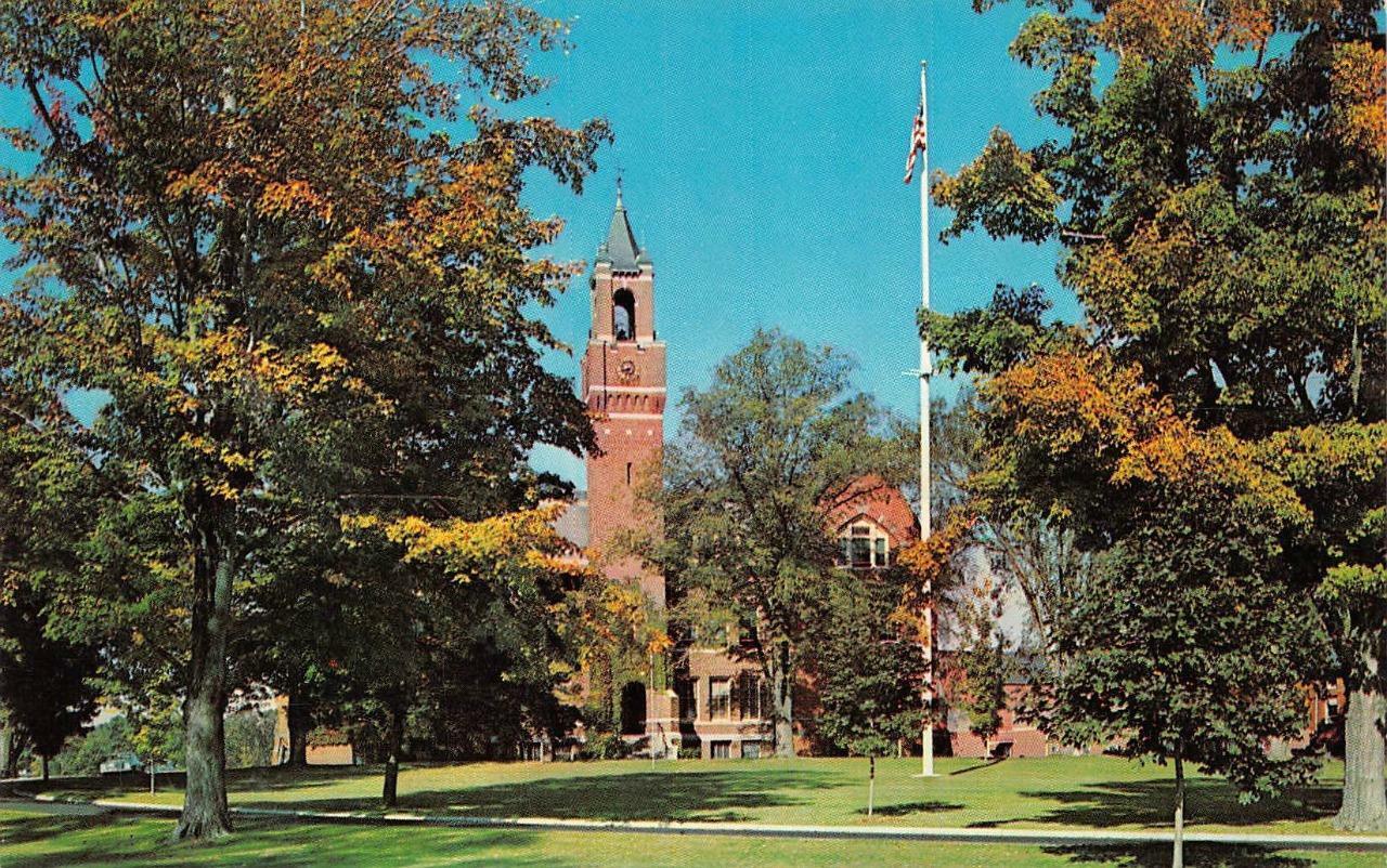 SOUTH BRAINTREE, MA Massachusetts  THAYER ACADEMY   c1950\'s Chrome Postcard