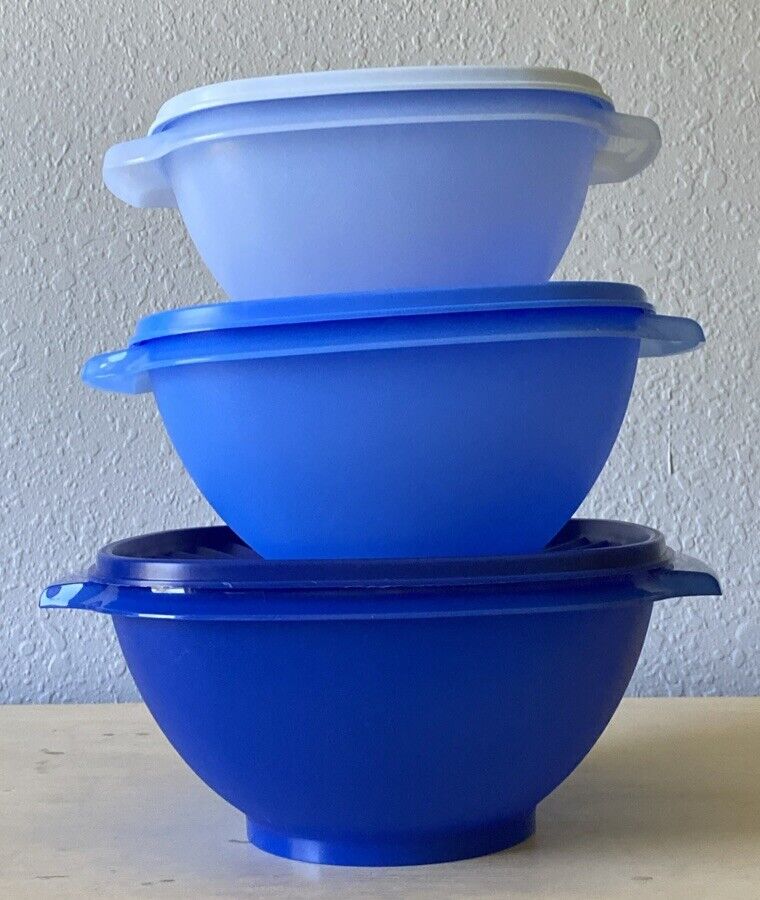 Tupperware New Classic Servalier Bowls Set of 3 Shades of Blue Serving & Storage
