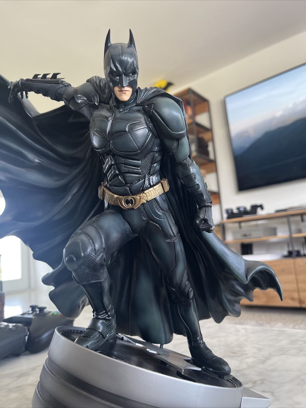 Batman: The Dark Knight Movie: Batman (Christian Bale) Statue