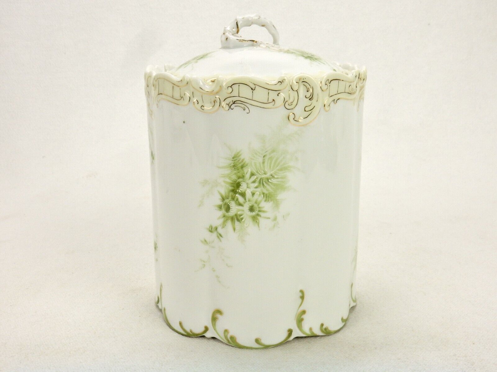 Porcelain Biscuit/Cracker Jar, Rosenthal Monbijou, Vintage Bavaria Germany CJ-11