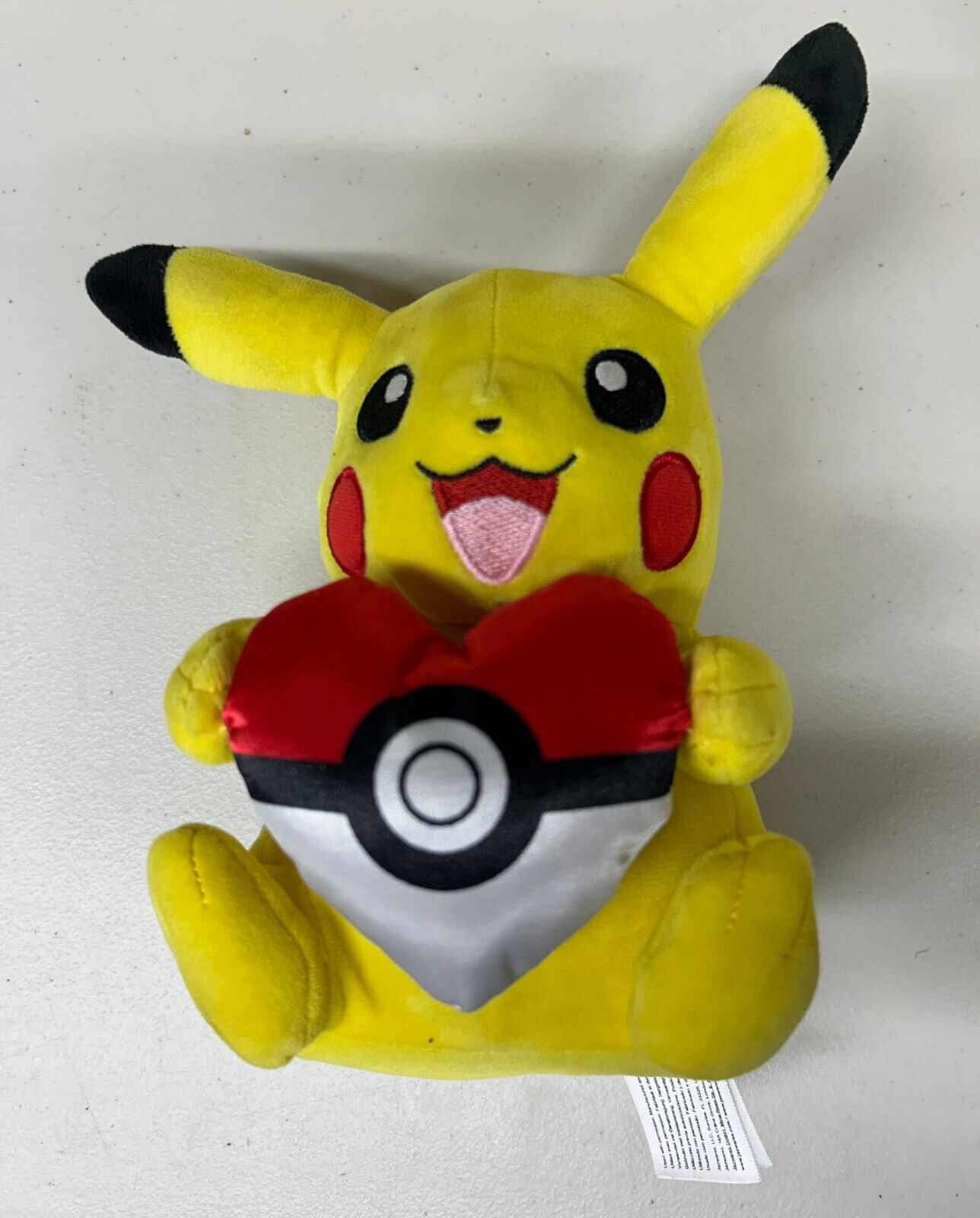 Pokemon Pikachu Heart Pokeball Plush Valentine Nintendo 2022 8\