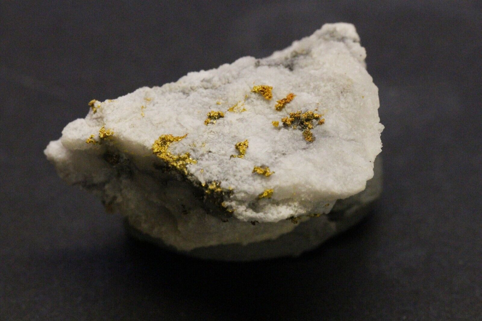 Gold specimen Crystalline Gold  Grass Valley M.D.  Nevada Co. CA