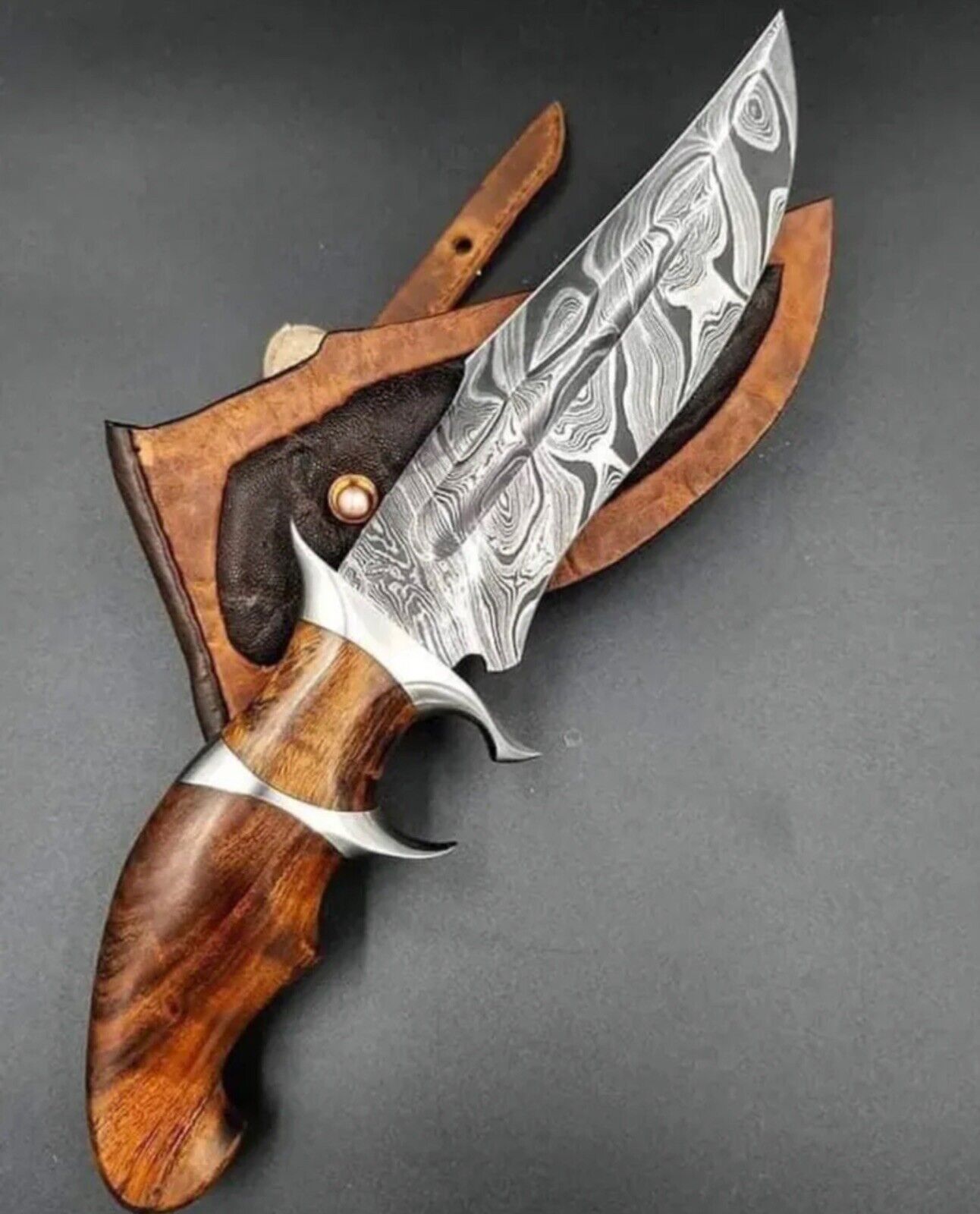 New Custom Handmade Damascus Steel Blade Persian Hunting Bowie Knife With Sheath