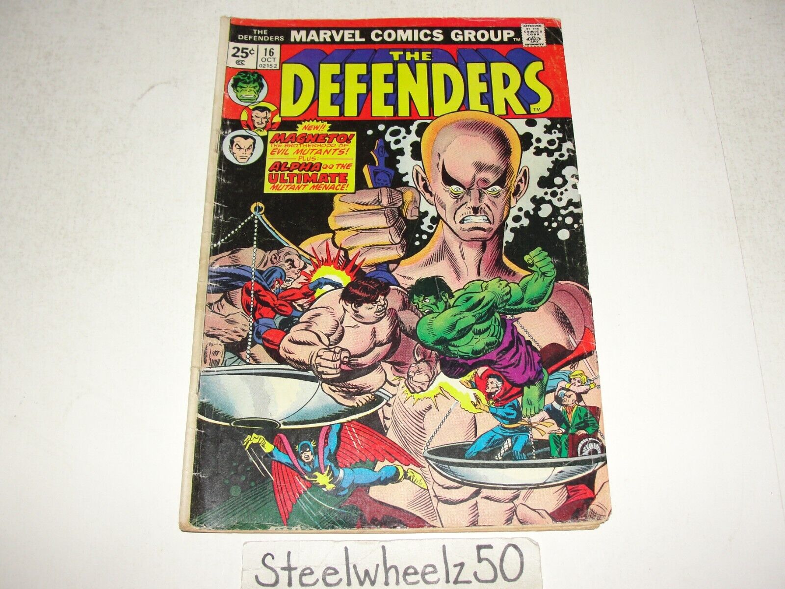 Defenders #16 Comic Marvel 1974 Hulk Dr Strange Professor X Magneto Sal Buscema