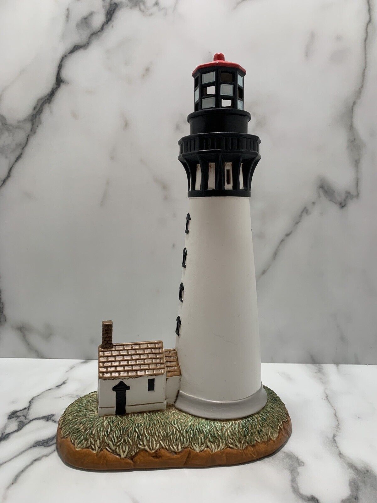 1995 Lefton Historic American Lighthouse Destruction Island, WA. 10108 Read*