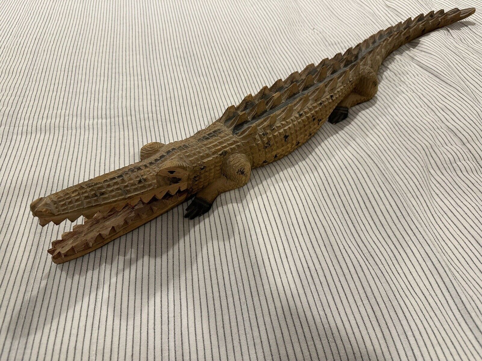 ALLIGATOR CROCODILE Carved Wood Wooden Hand Made One Of A Kind 39” Long