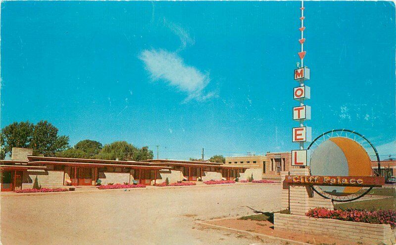 Cliff Palace Motel Modern Architecture Seaich Dexter roadside Postcard 20-12959