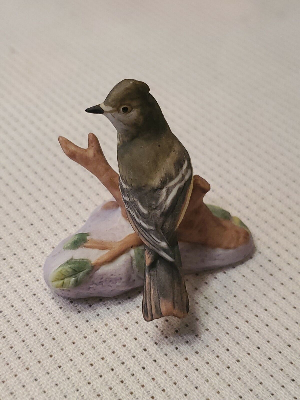 Royal Cornwall Miniature Bird Figurine 1982 Bisque RC 