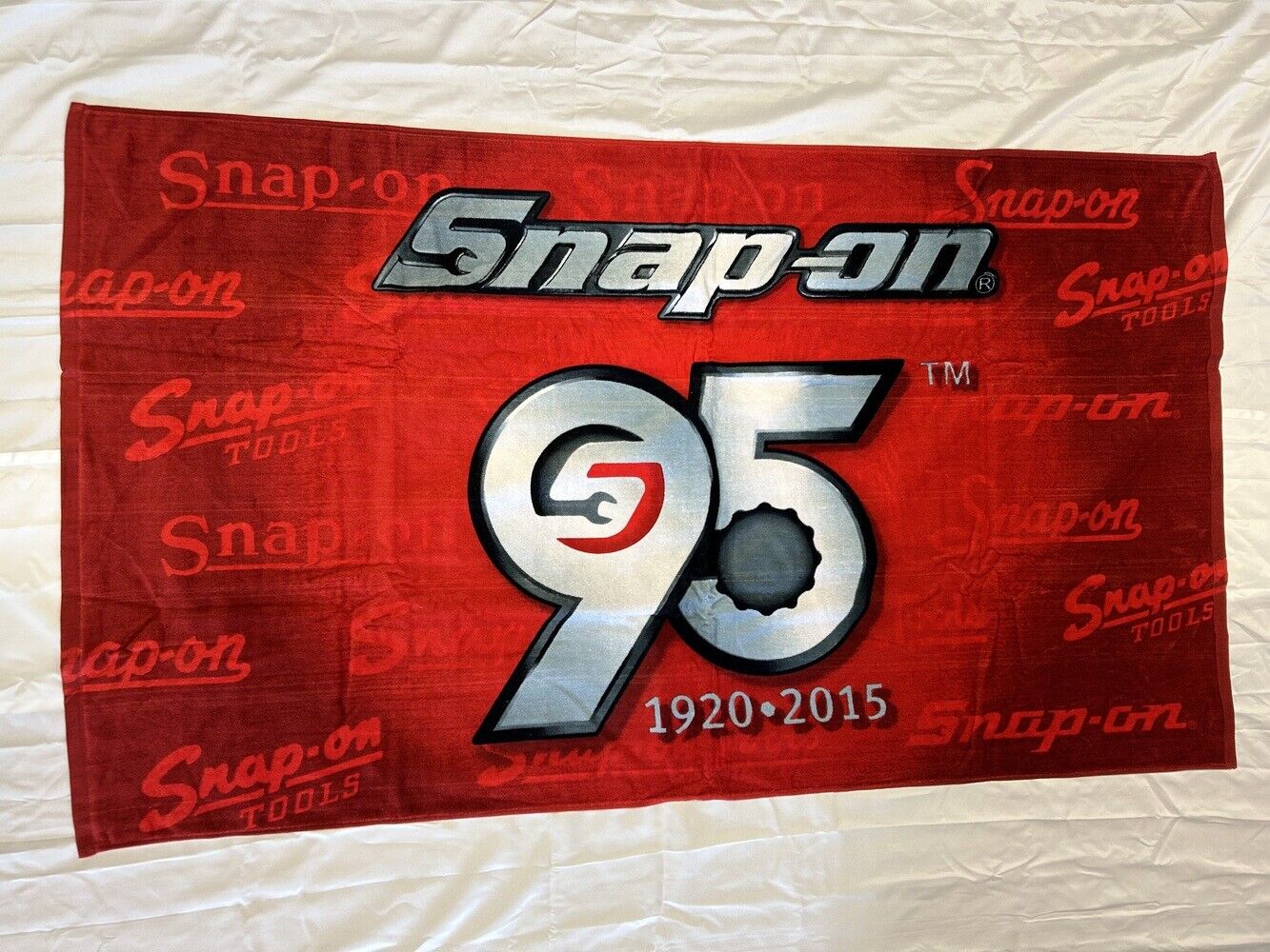 SNAP-ON TOOLS 95TH ANNIVERARY 1920-2015 BEACH TOWEL- NEW 