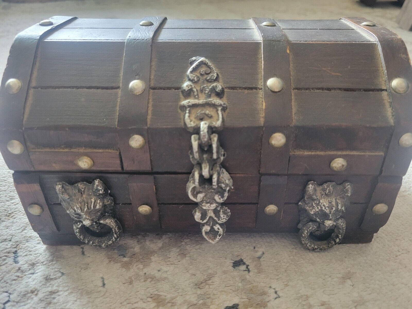 Vintage Gothic Style Wooden Lion Head Treasure Chest Jewelry Box