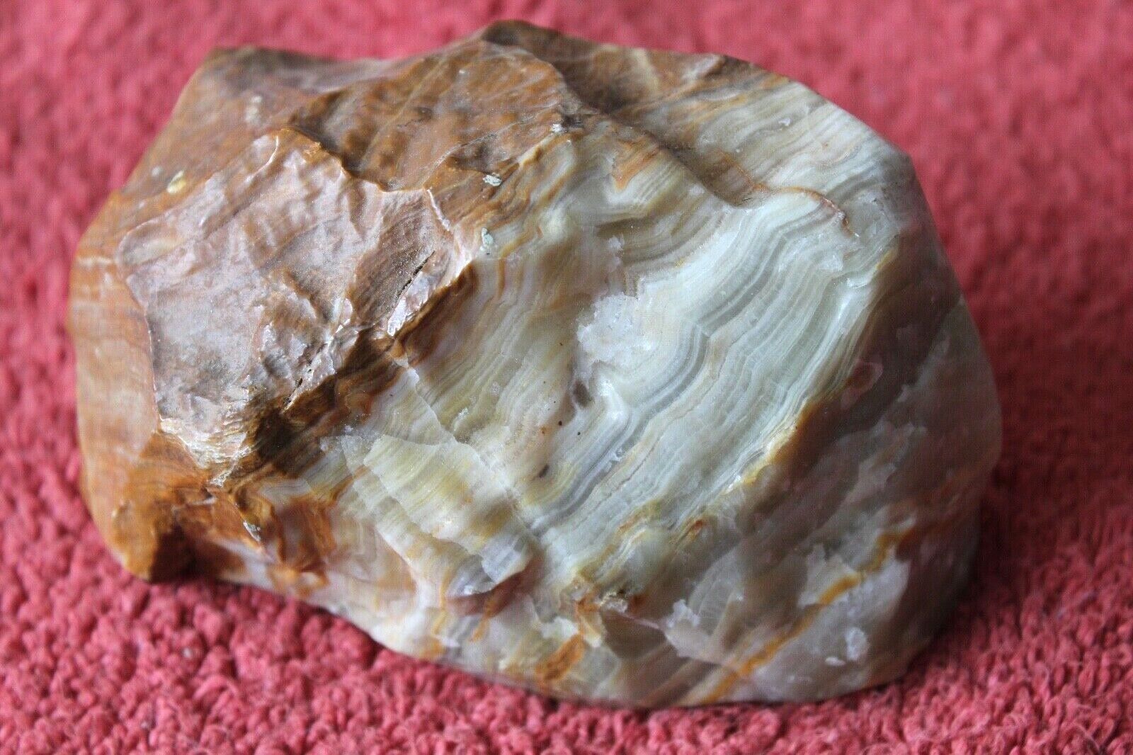 Natural Marble Onyx Stone Geode Crystal 