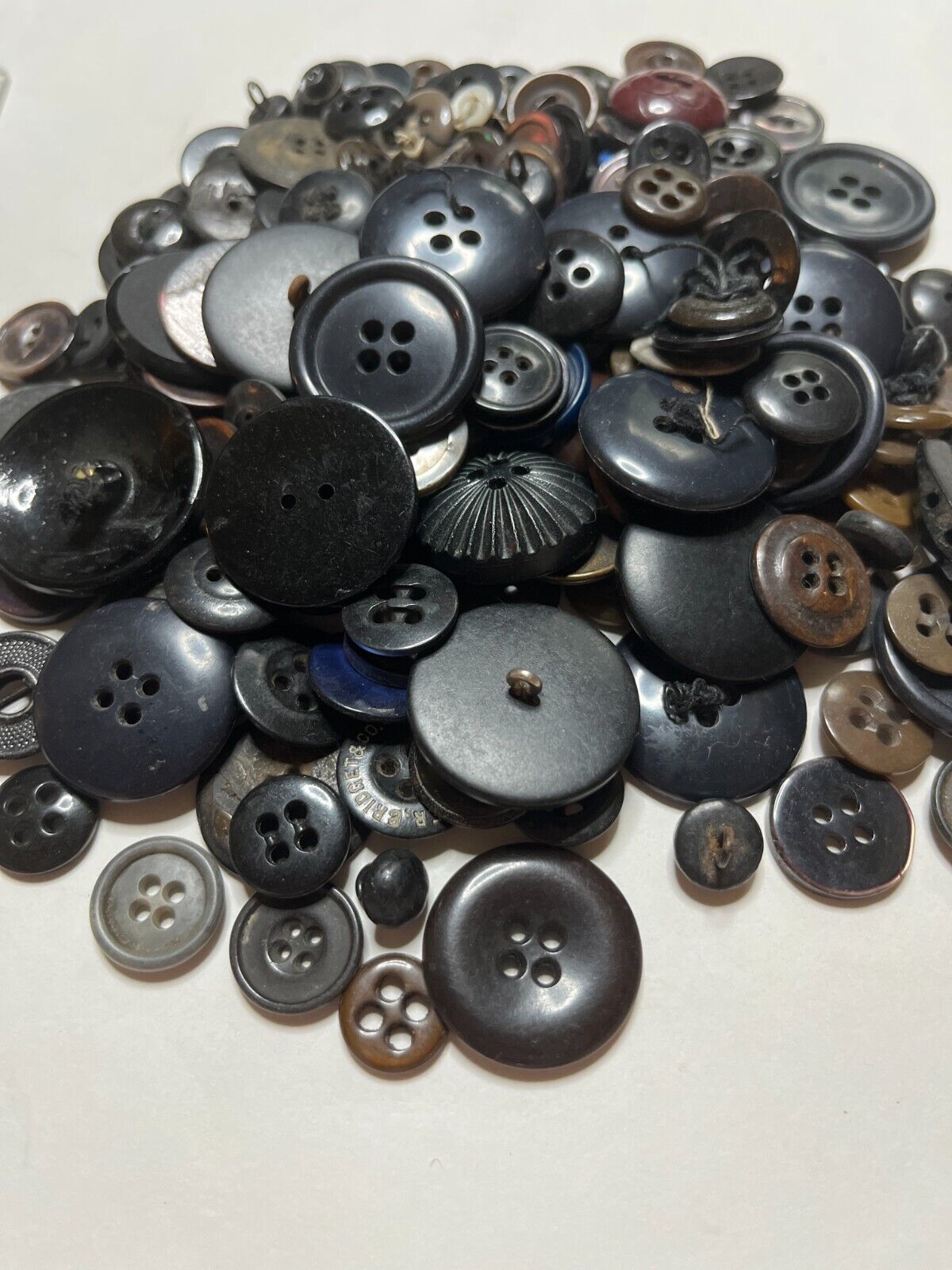Lot of 150+ Antique/Vintage Black/Dark Buttons - Small/Medium Sizes