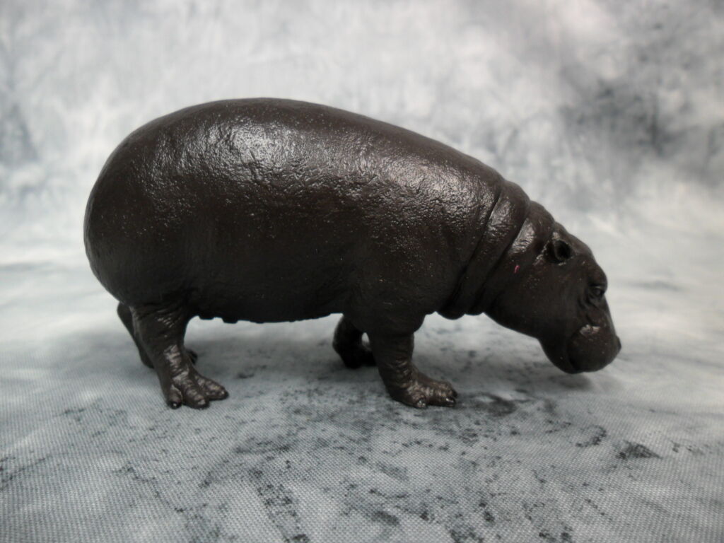 CollectA NIP * Pygmy Hippopotamus * Wildlife 88686 Replica Hippo Toy Figurine