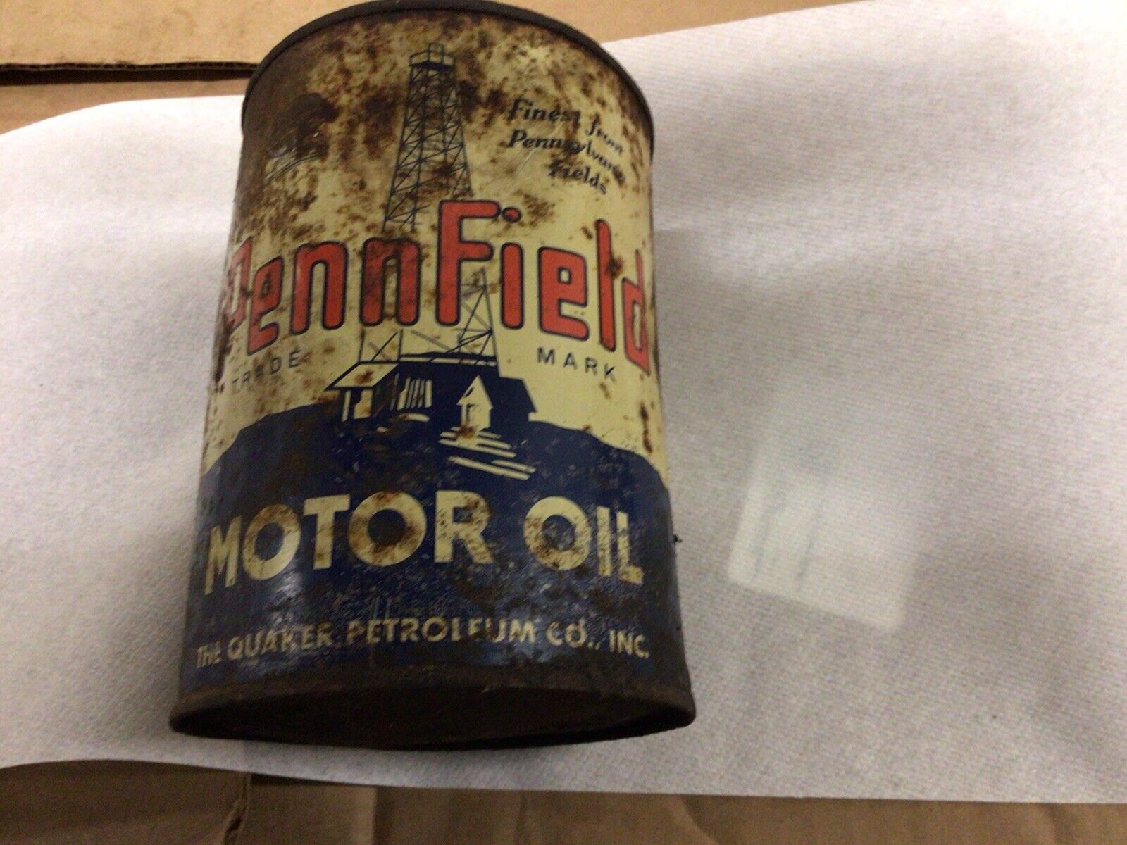 Vintage PennField Quart Motor Oil Can