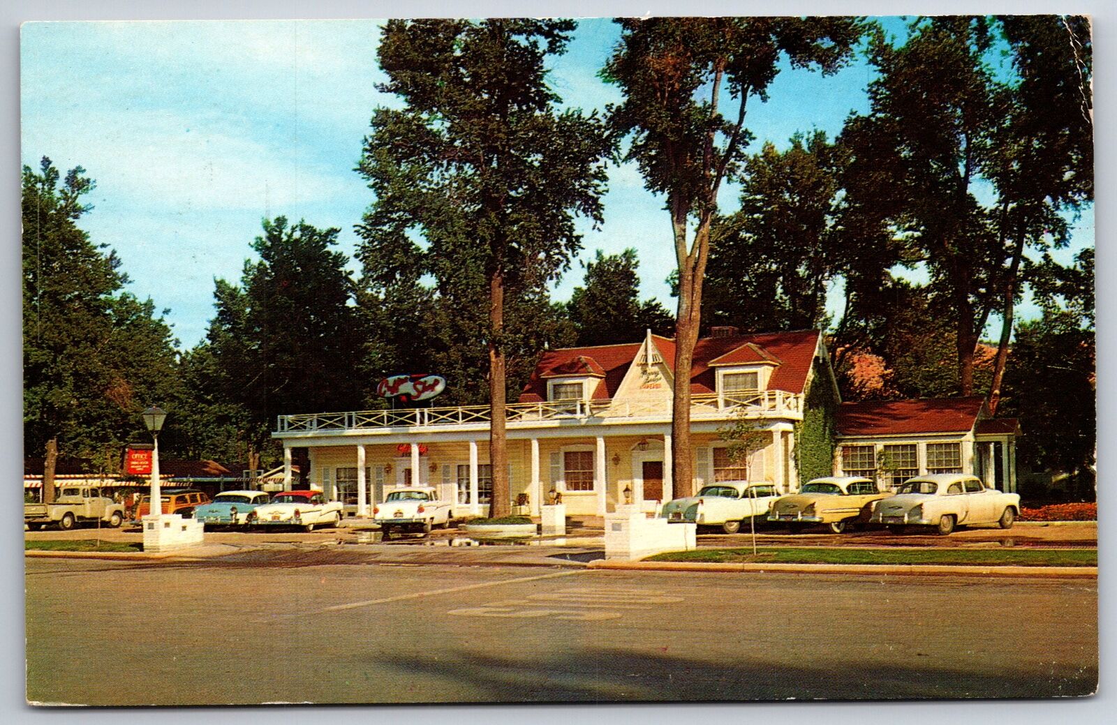 Kanab Utah~Parry Lodge~Roadside Motel~1961 Postcard