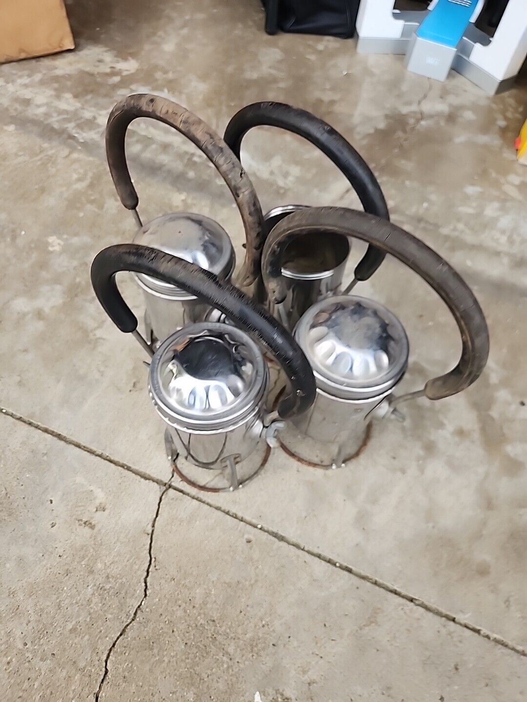4 Conger Lanterns