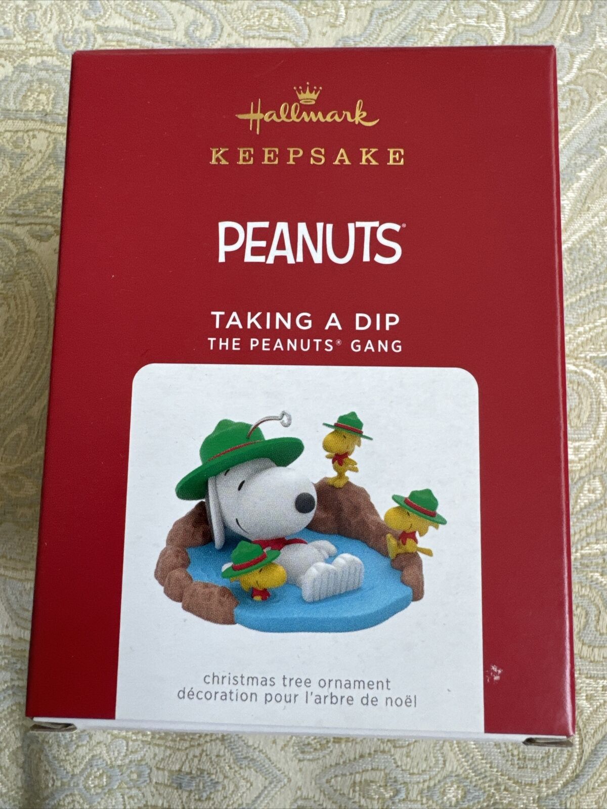 Hallmark Keepsake 2021 Peanuts Taking A Dip ~ Snoopy ~ The Peanuts Gang