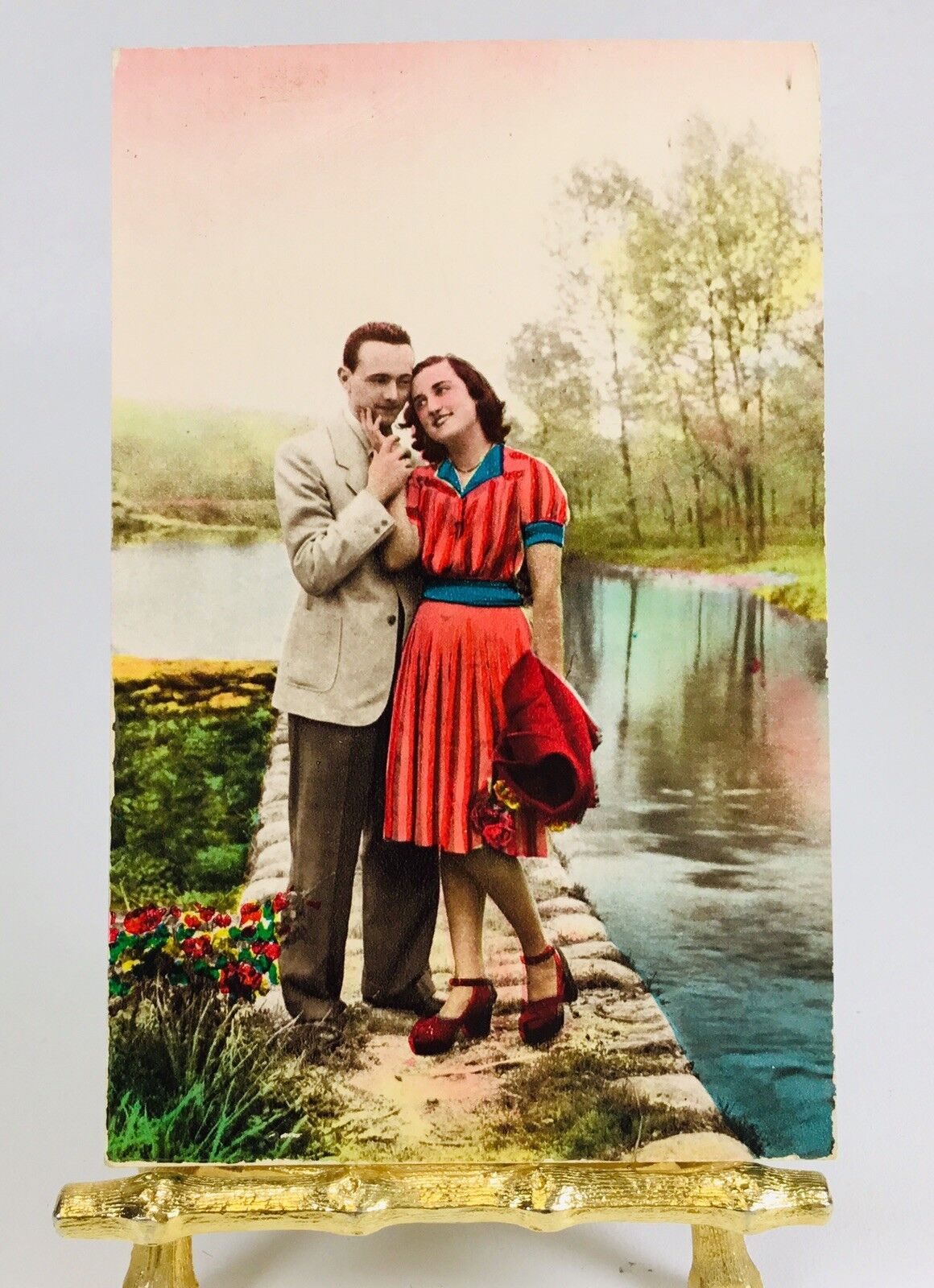 Vintage Cecami Postcard Italian Litho Man & Women Lake Hand Tinted Unused P149