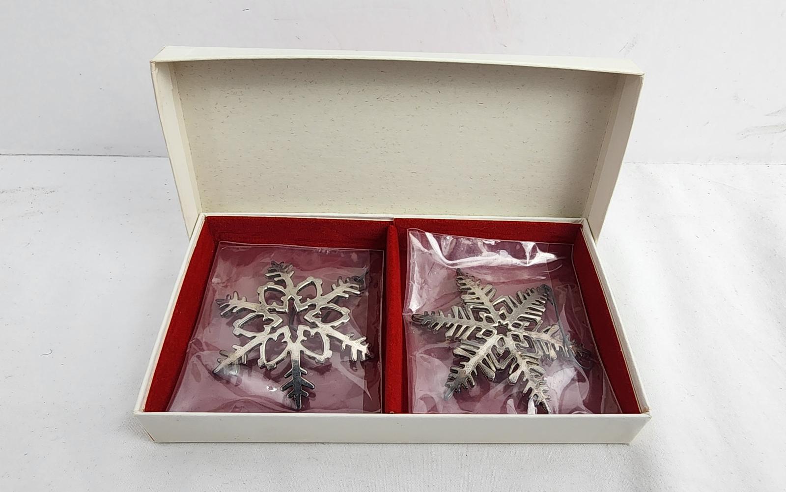 Reed & Barton Snowflake Aluminum Ornament w/ Box Set of 2 - Gray