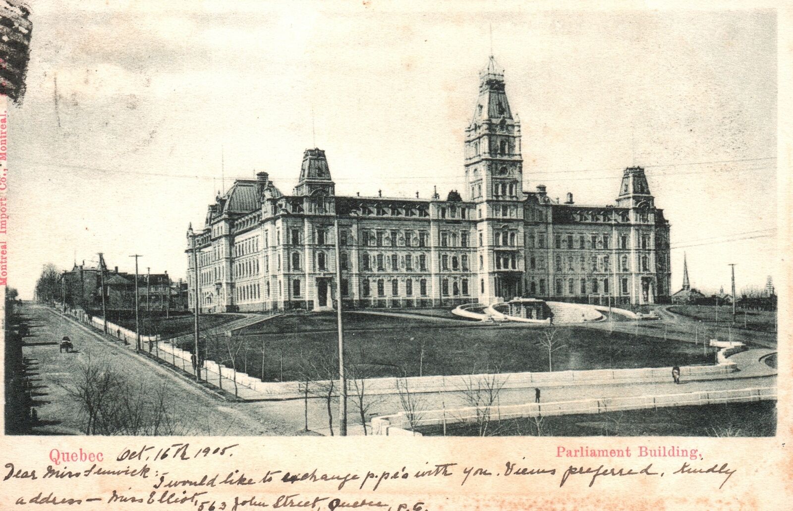Vintage Postcard 1920\'s Parliament Building Quebec Montreal Import Co. Pub.